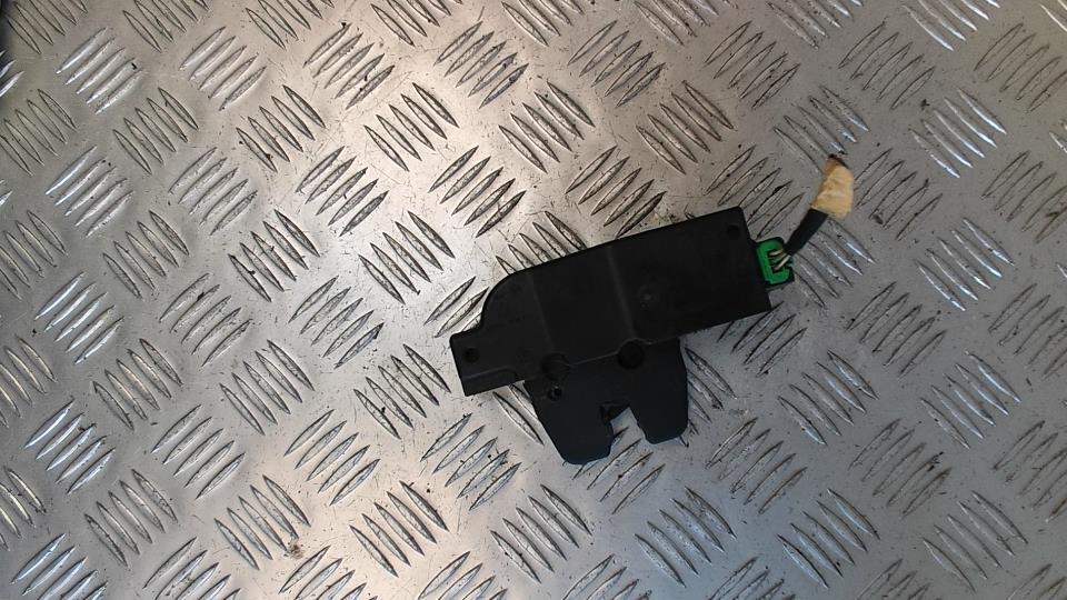 Serrure de coffre CITROEN C4 1 PHASE 1 Diesel - 1