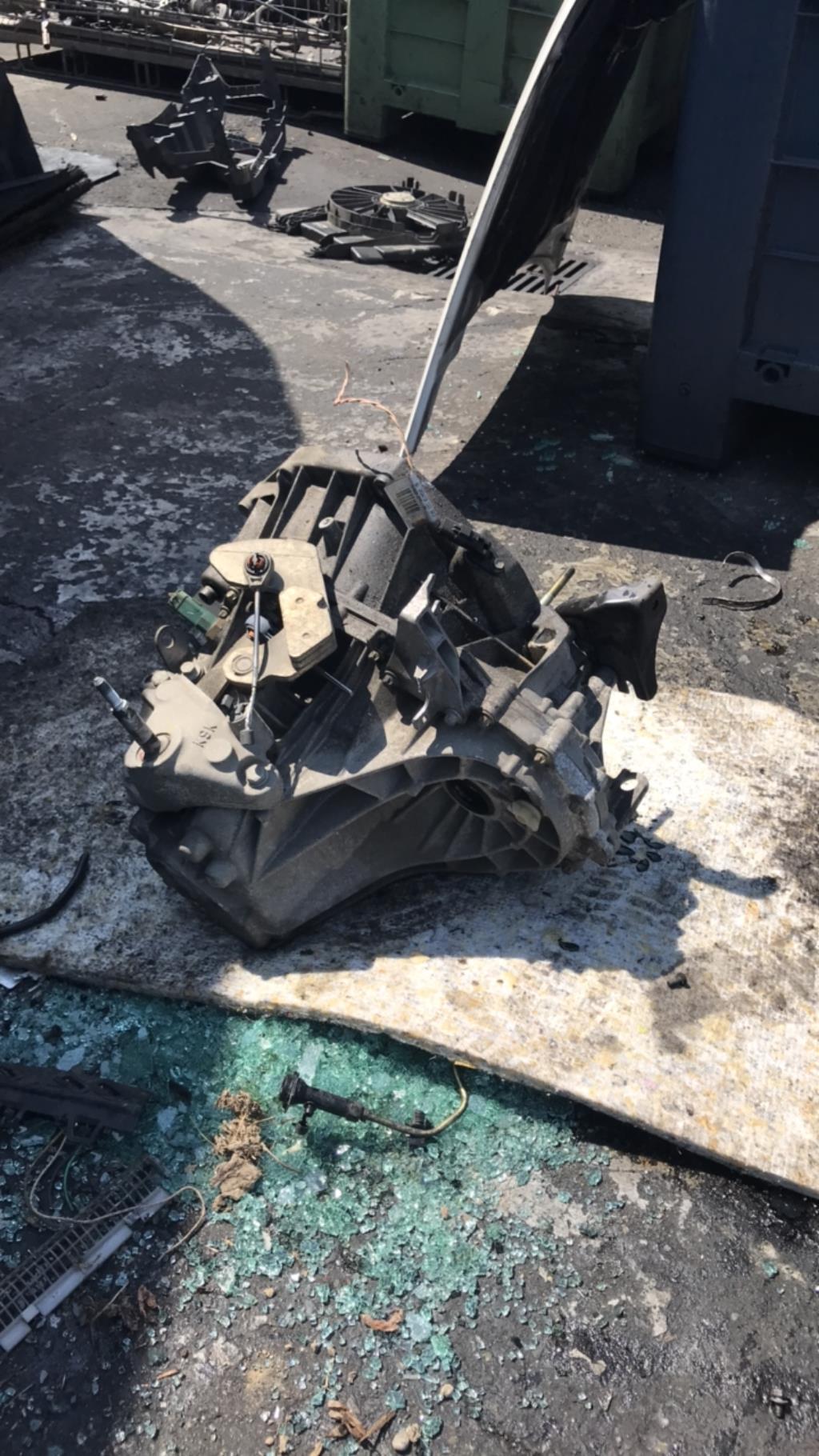 Boite de vitesses RENAULT MEGANE 2 PHASE 1 BREAK Diesel - 1