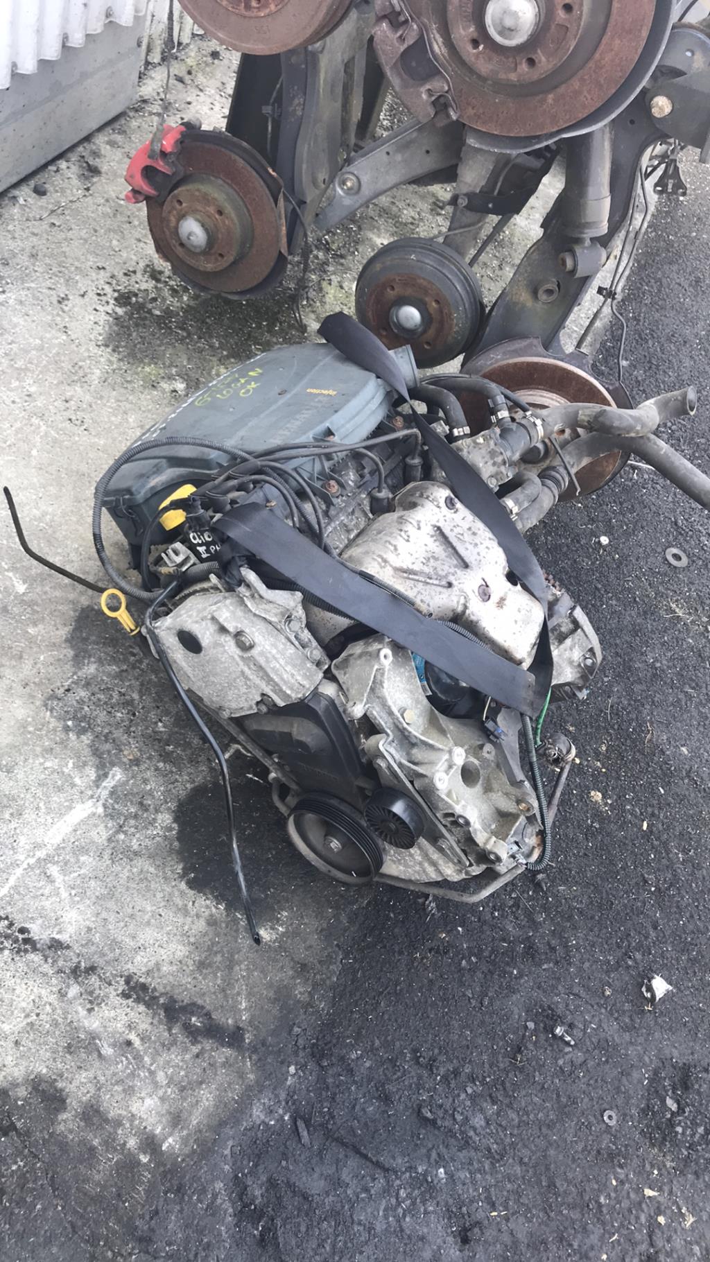 Motor DACIA LOGAN 1 PHASE 1 Gasolina - 1
