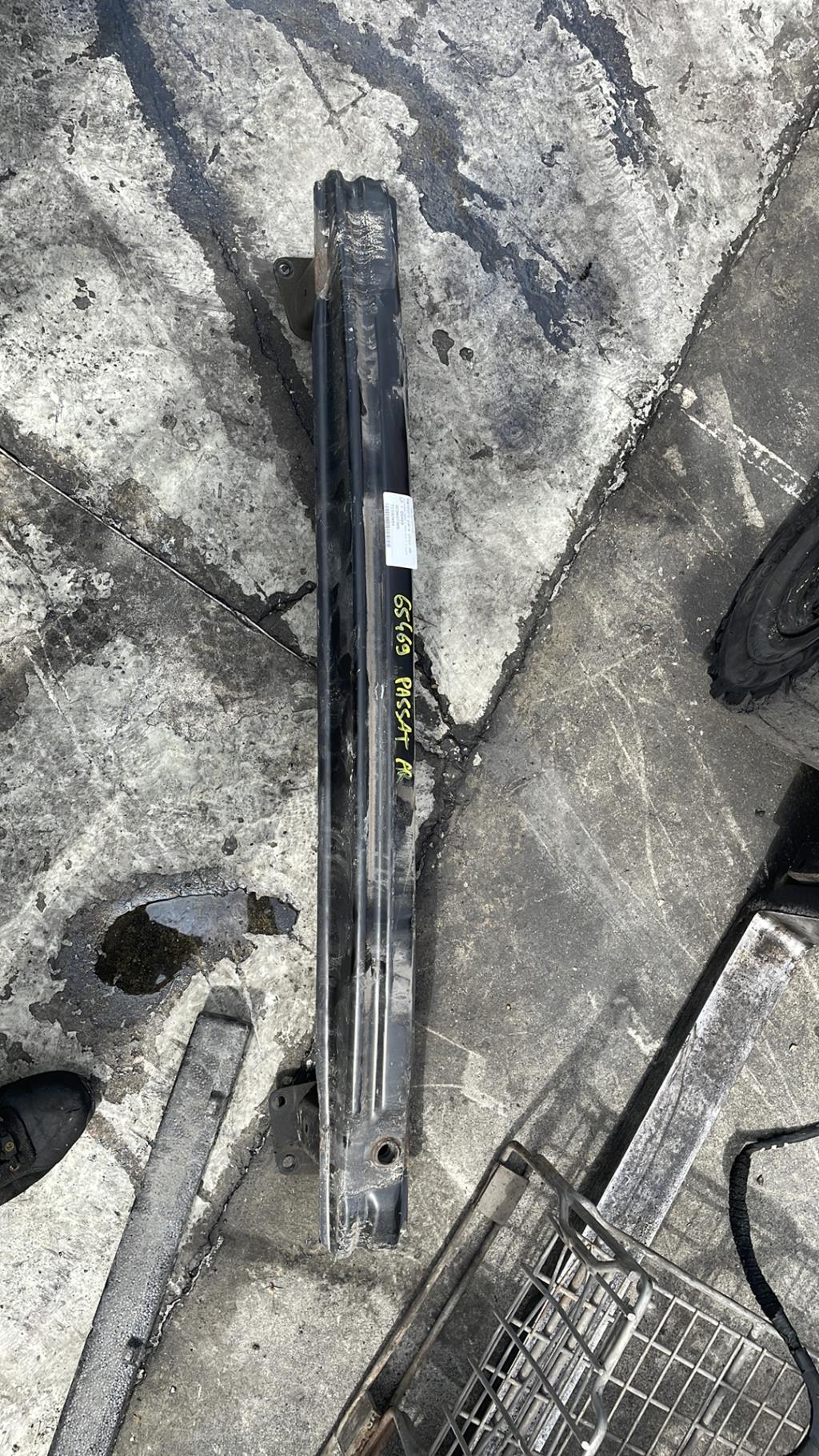 Traversa rinforzo paraurti posteriore VOLKSWAGEN PASSAT 5 BREAK Diésel - 1
