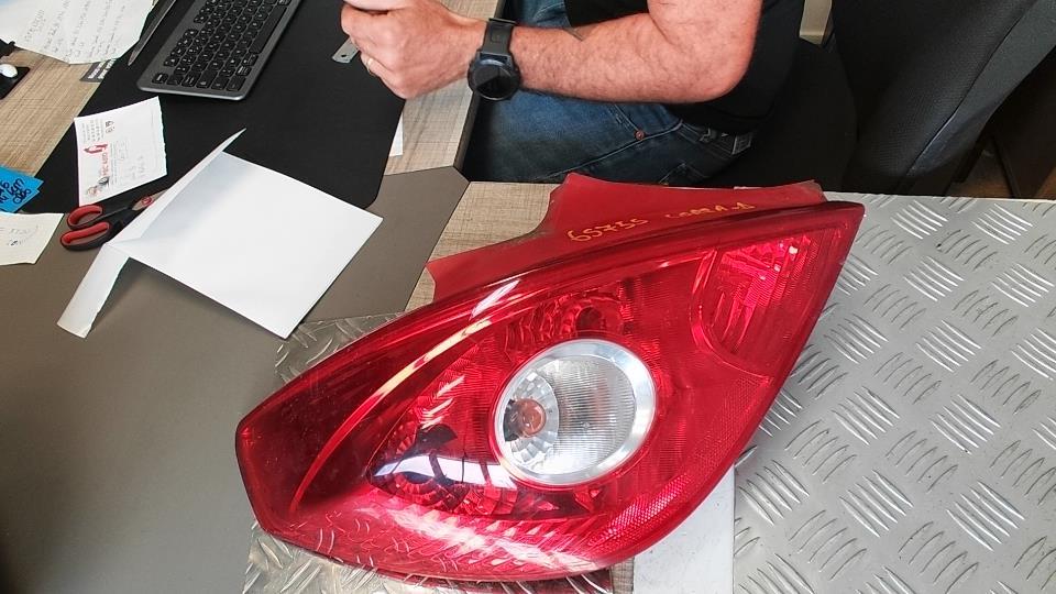 Fanale posteriore principale destro (luci) OPEL CORSA D PHASE 2 Diésel - 1