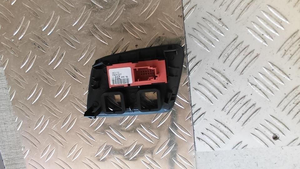 Bouton/Interrupteur CITROEN C4 2 PHASE 1 Diesel - 1