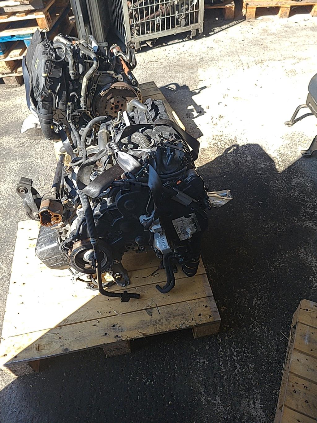 Moteur CITROEN C4 2 PHASE 1 Diesel - 1