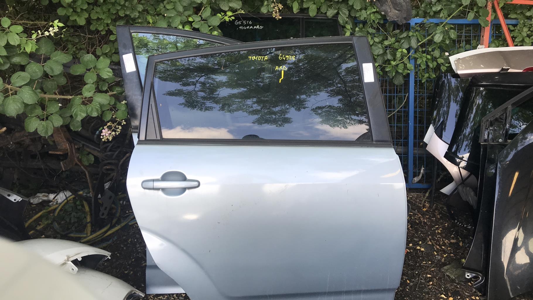 Portiera posteriore destra TOYOTA COROLLA VERSO 2 PHASE 1 Diésel - 1
