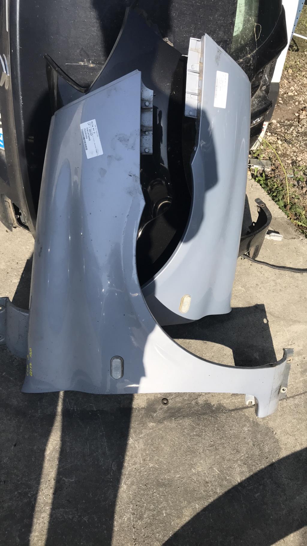 Aile avant droit RENAULT CLIO 2 PHASE 2 Diesel - 1