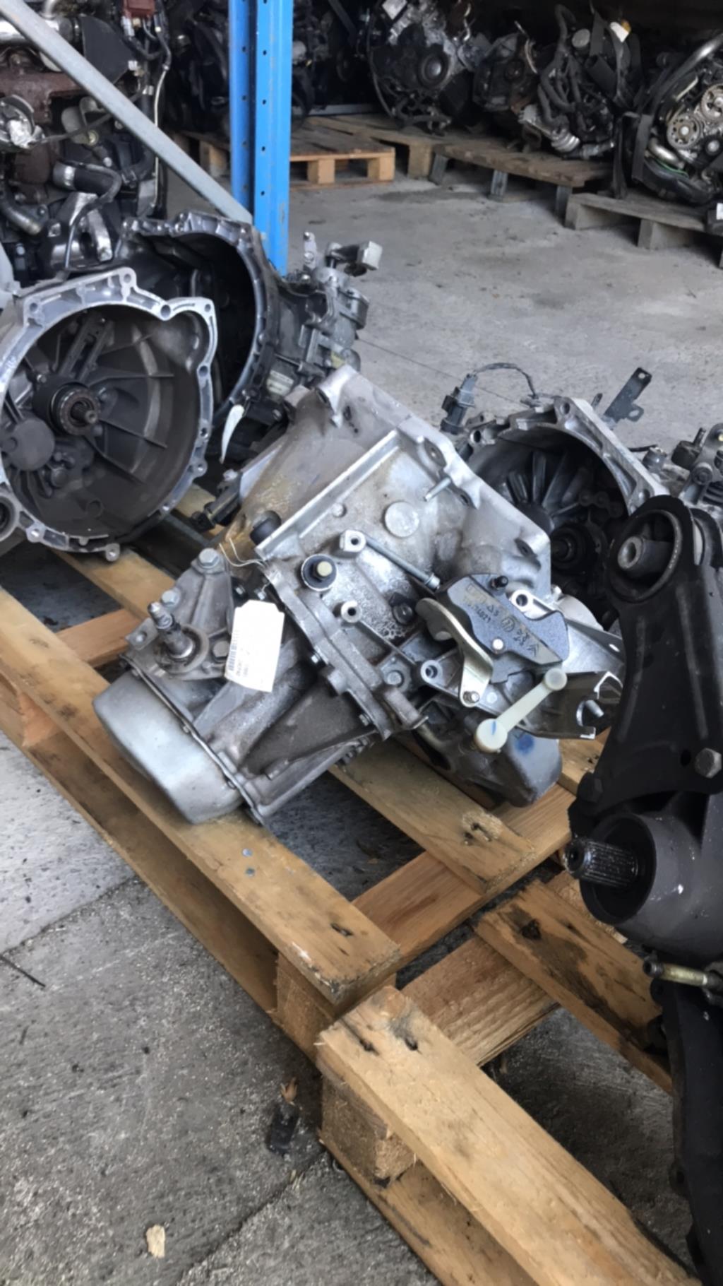 Boite de vitesses CITROEN C4 2 PHASE 1 Essence - 1