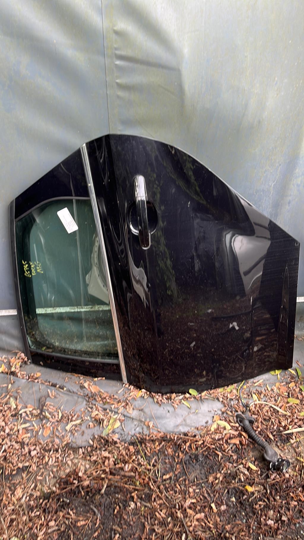 Puerta trasera izquierda FORD FOCUS 3 PHASE 1 Diésel - 1