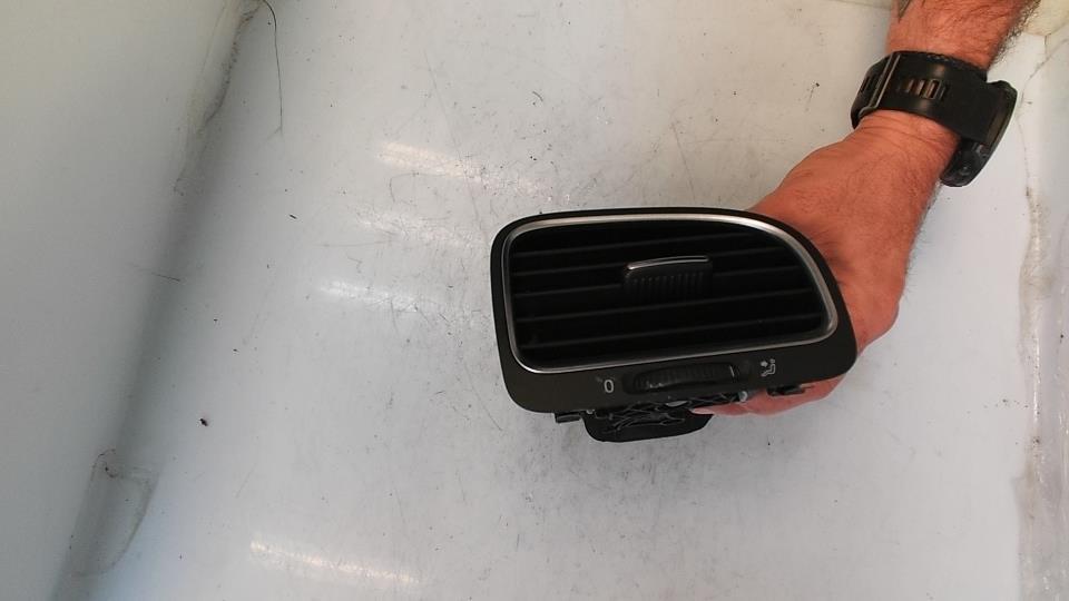 Bocchetta aerazione cruscotto anteriore destra VOLKSWAGEN GOLF 6 Diésel - 1