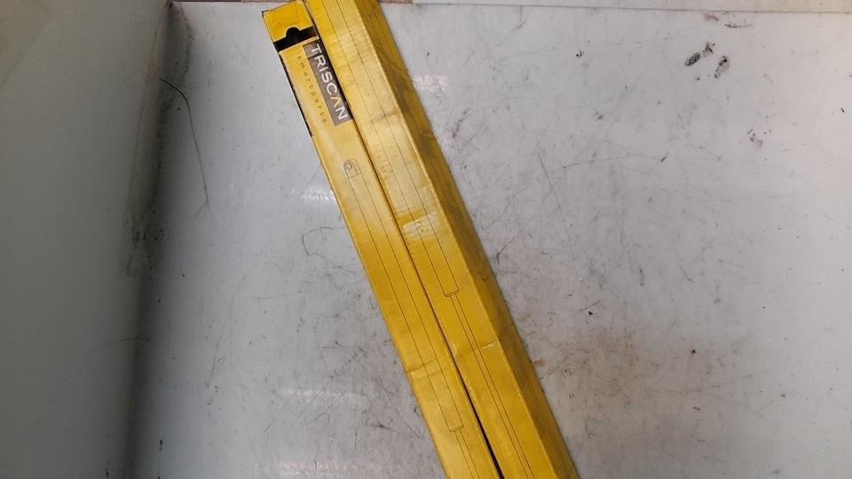 Verin de coffre FORD MONDEO 2  - 1