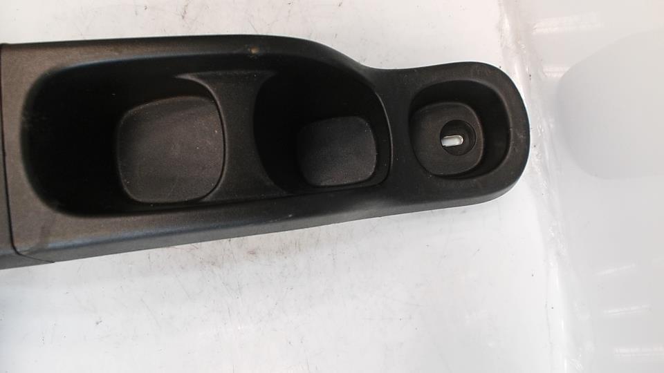 Console central (interieur plastique) FIAT PANDA 3 PHASE 1 Essence - 1