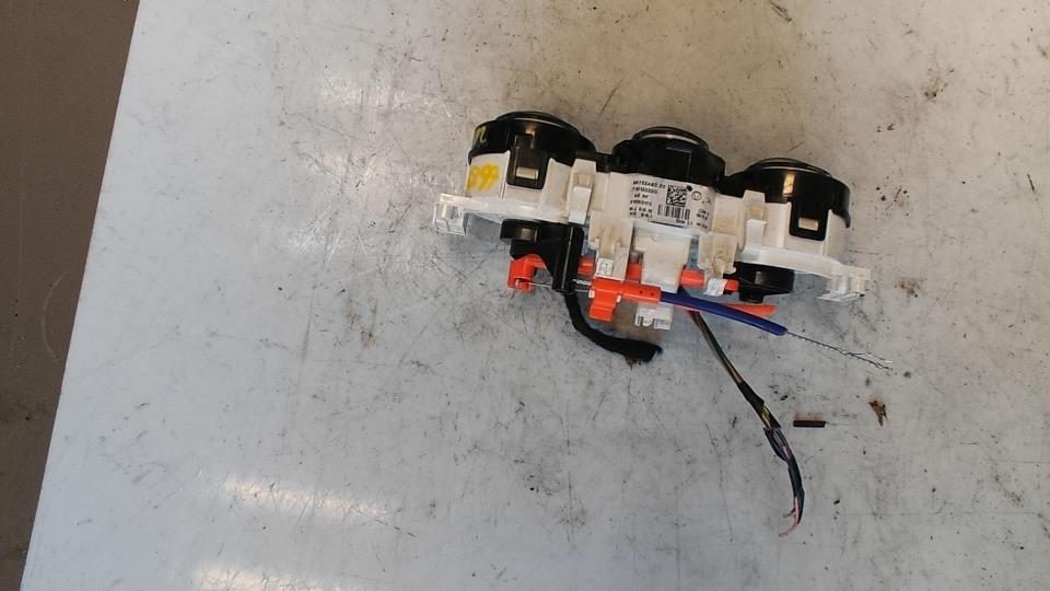 Commande chauffage PEUGEOT 208 1 PHASE 2 Diesel - 1