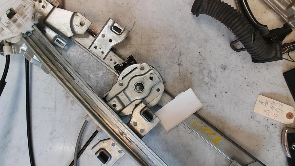 Alzacristalli manuale anteriore destro PEUGEOT PARTNER 1 PHASE 1 Diésel - 1