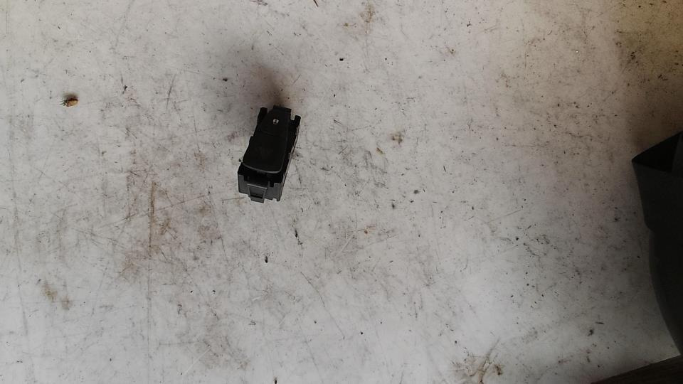 Bouton de warning DACIA SANDERO 2 PHASE 1 Essence - 1