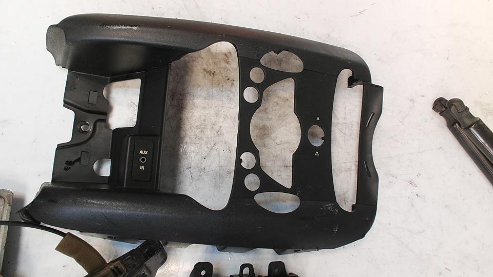 Facade autoradio MINI MINI 2 R57 CABRIOLET PHASE 2 Essence - 1