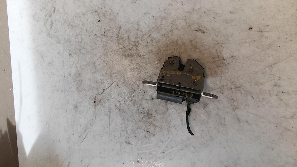 Serrure de coffre OPEL CORSA D PHASE 1 Essence - 1