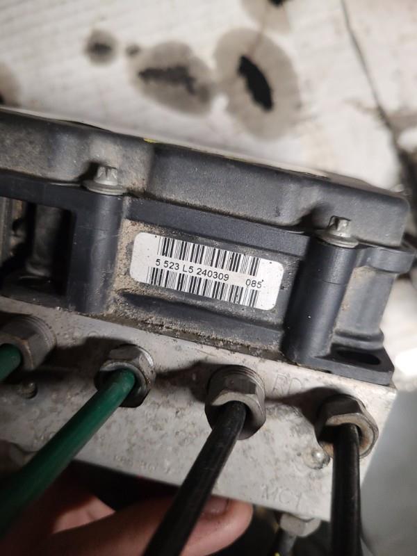 Blocco ABS (antibloccaggio freni) RENAULT CLIO 3 PHASE 1 Diésel - 1