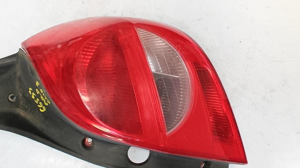 Fanale posteriore principale destro (luci) RENAULT CLIO 3 PHASE 1 Diésel - 1