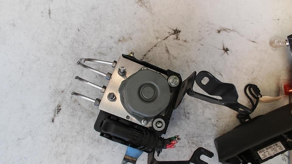 Blocco ABS (antibloccaggio freni) RENAULT CAPTUR 1 PHASE 1 Gasolina - 1