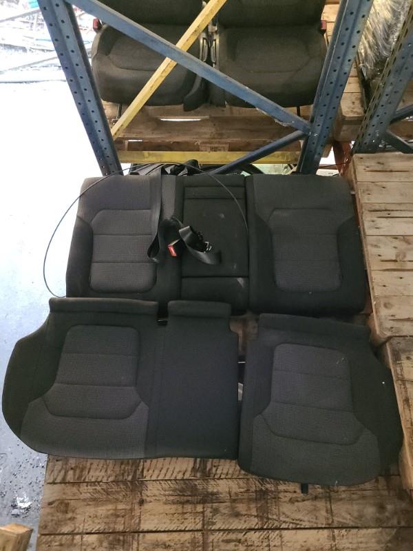 Banquette arriere VOLKSWAGEN PASSAT 6 BREAK Diesel - 1