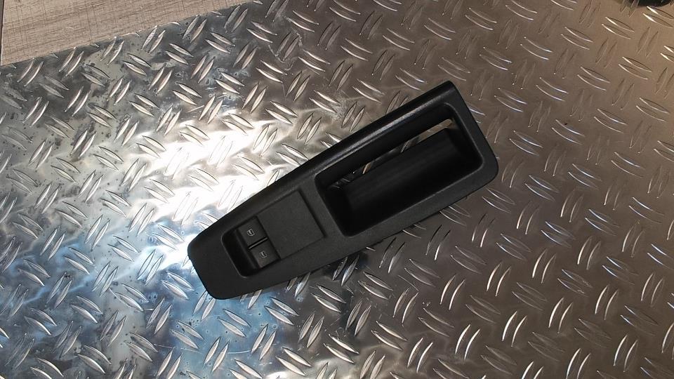 Interruttore lavacristalli anteriore sinistro VOLKSWAGEN POLO 4 PHASE 1 Gasolina - 1