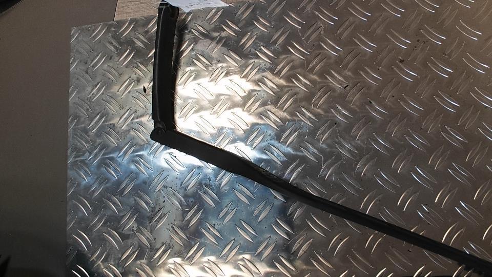 Braccio tergicristallo anteriore destro AUDI A3 2 PHASE 2 Diésel - 1