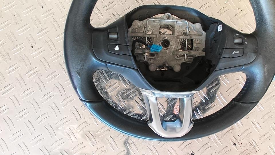 Volant PEUGEOT 208 1 PHASE 1 Diesel - 1