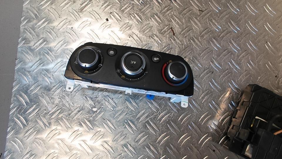 Comandi riscaldamento RENAULT CLIO 4 PHASE 2 Diésel - 1