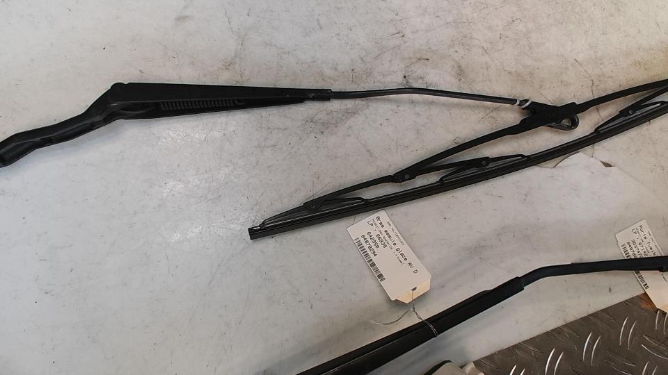 Braccio tergicristallo anteriore sinistro PEUGEOT 206+ Diésel - 1
