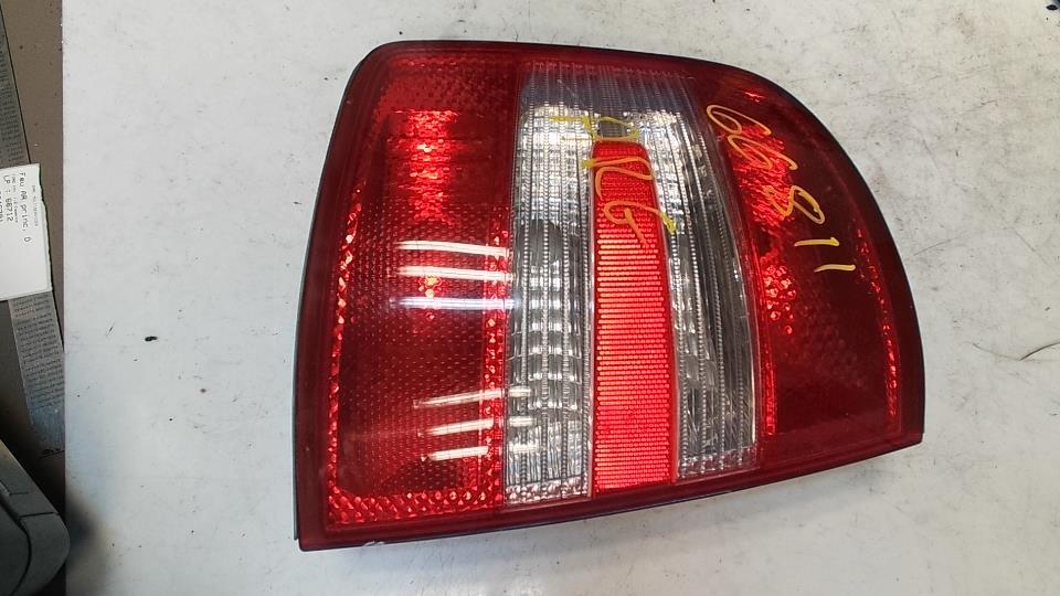 Fanale posteriore principale sinistro (luci) SKODA FABIA 1 PHASE 1 BREAK Diésel - 1
