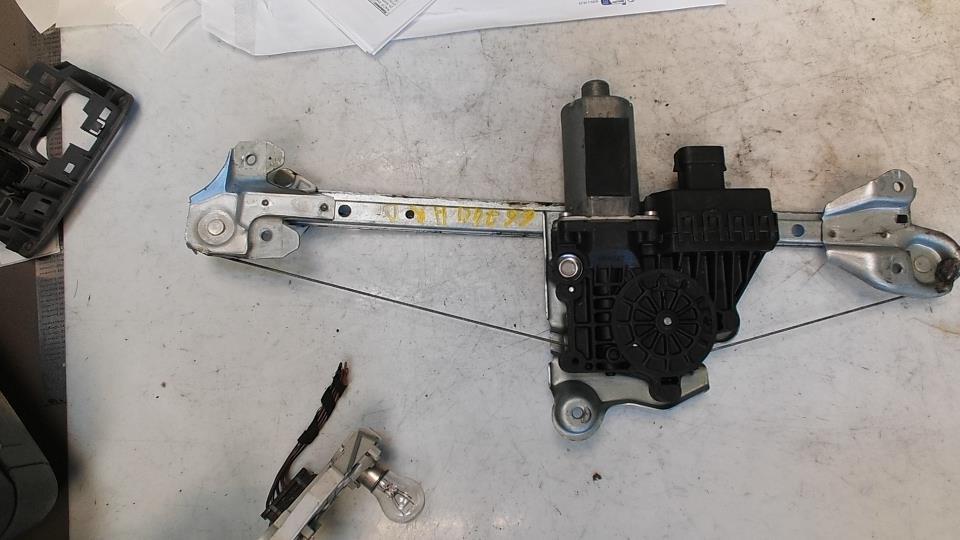Alzacristalli elettrico posteriore destro OPEL ASTRA H PHASE 2 Diésel - 1