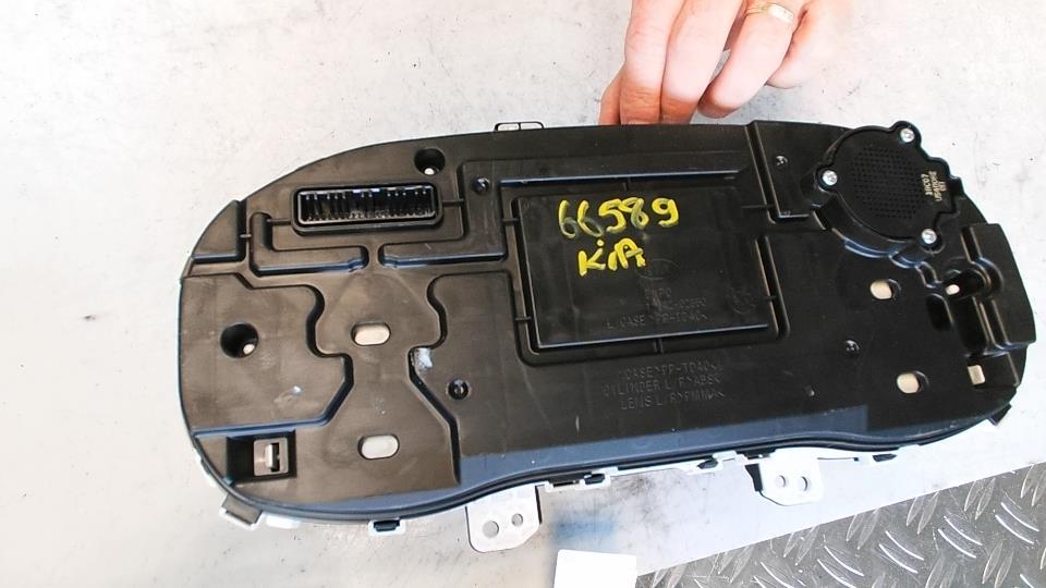Compteur KIA CEE-D 3 PHASE 1 Essence - 1