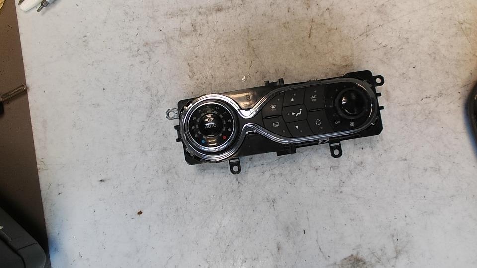 Comandi riscaldamento RENAULT CAPTUR 1 PHASE 1 Gasolina - 1