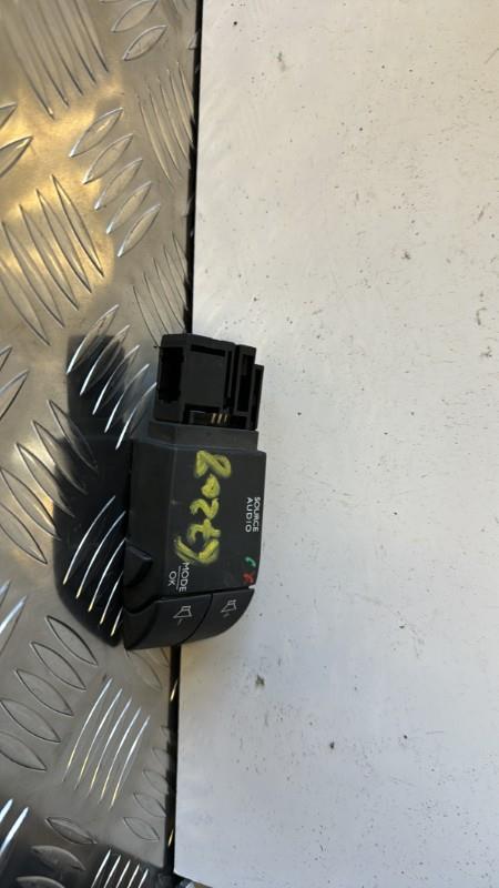 Commande autoradio RENAULT CAPTUR 1 PHASE 1 Essence - 1