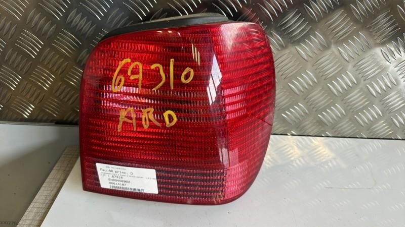 Fanale posteriore principale destro (luci) VOLKSWAGEN POLO 3 PHASE 2 Diésel - 1
