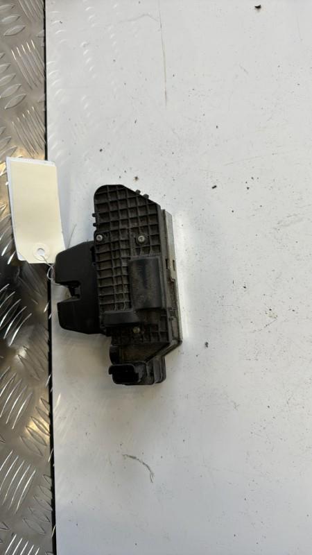 Serrure de coffre CITROEN C3 2 PHASE 1 Diesel - 1