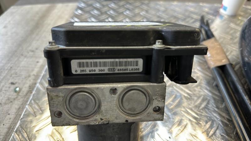 Blocco ABS (antibloccaggio freni) RENAULT SCENIC 2 PHASE 1 Diésel - 1