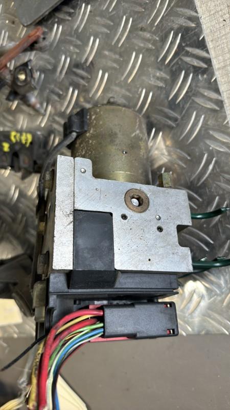 Blocco ABS (antibloccaggio freni) OPEL TIGRA 1 COUPE Gasolina - 1