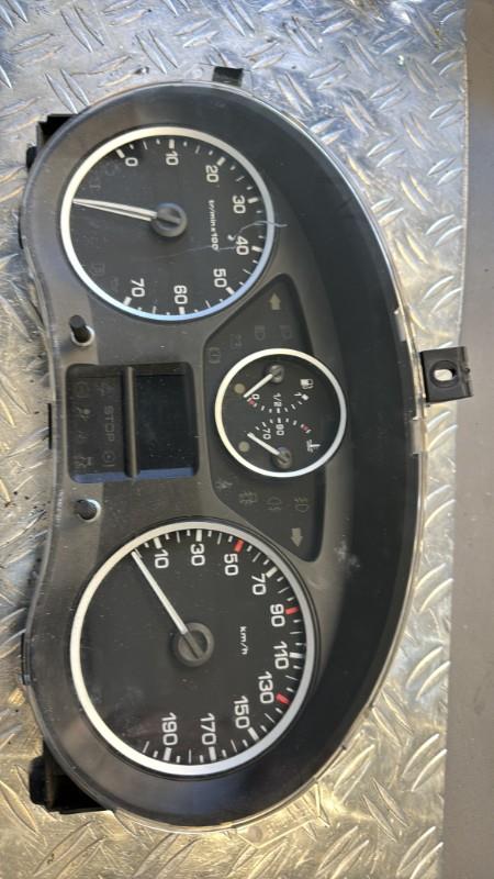 Compteur PEUGEOT PARTNER 2 PHASE 1 Diesel - 1