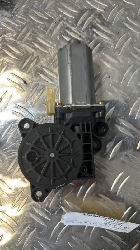 Motore alzacristalli anteriore destro FORD FIESTA 5 PHASE 1 Gasolina - 1