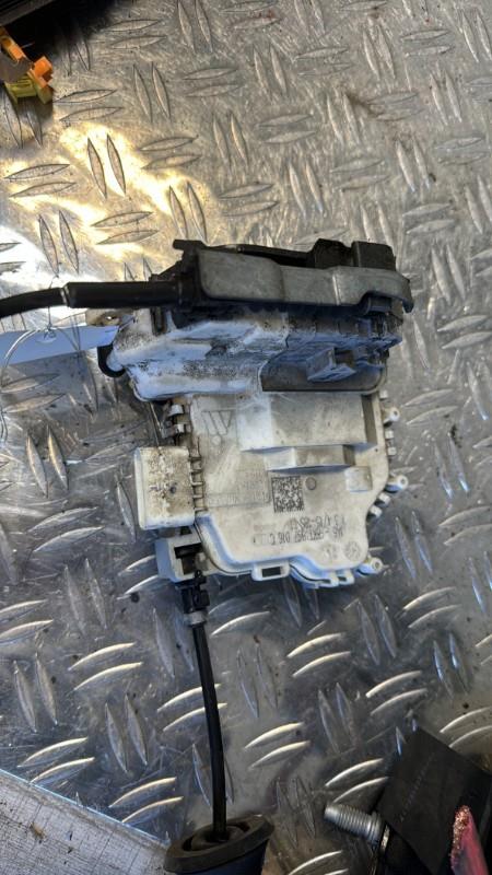 Serrure avant droit AUDI A3 3 PHASE 1 Diesel - 1