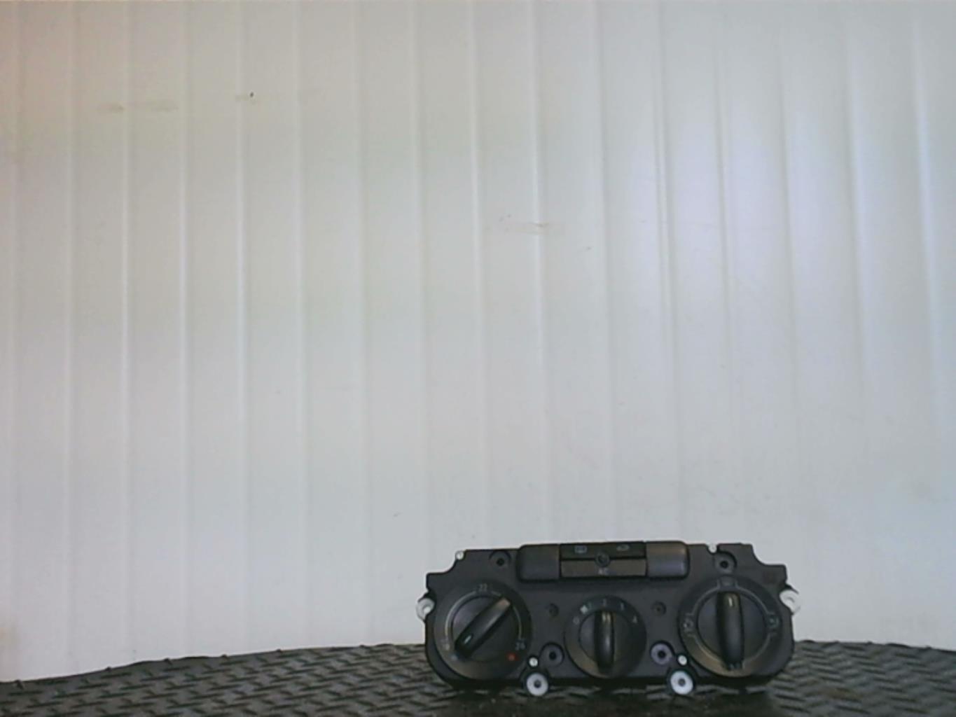 Commande chauffage VOLKSWAGEN GOLF 5 Diesel - 1