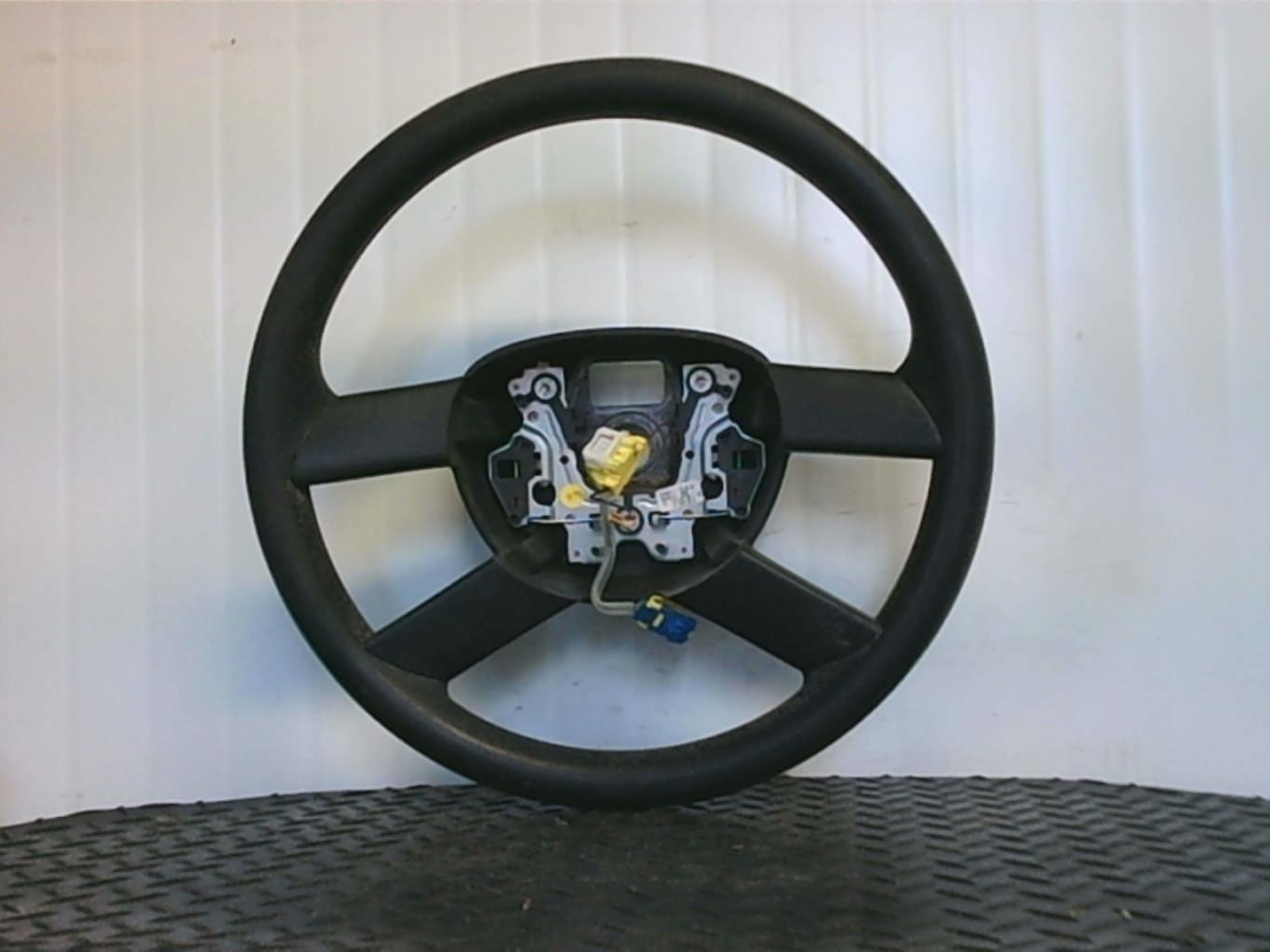 Volant VOLKSWAGEN TOURAN 1 PHASE 1 Diesel - 1