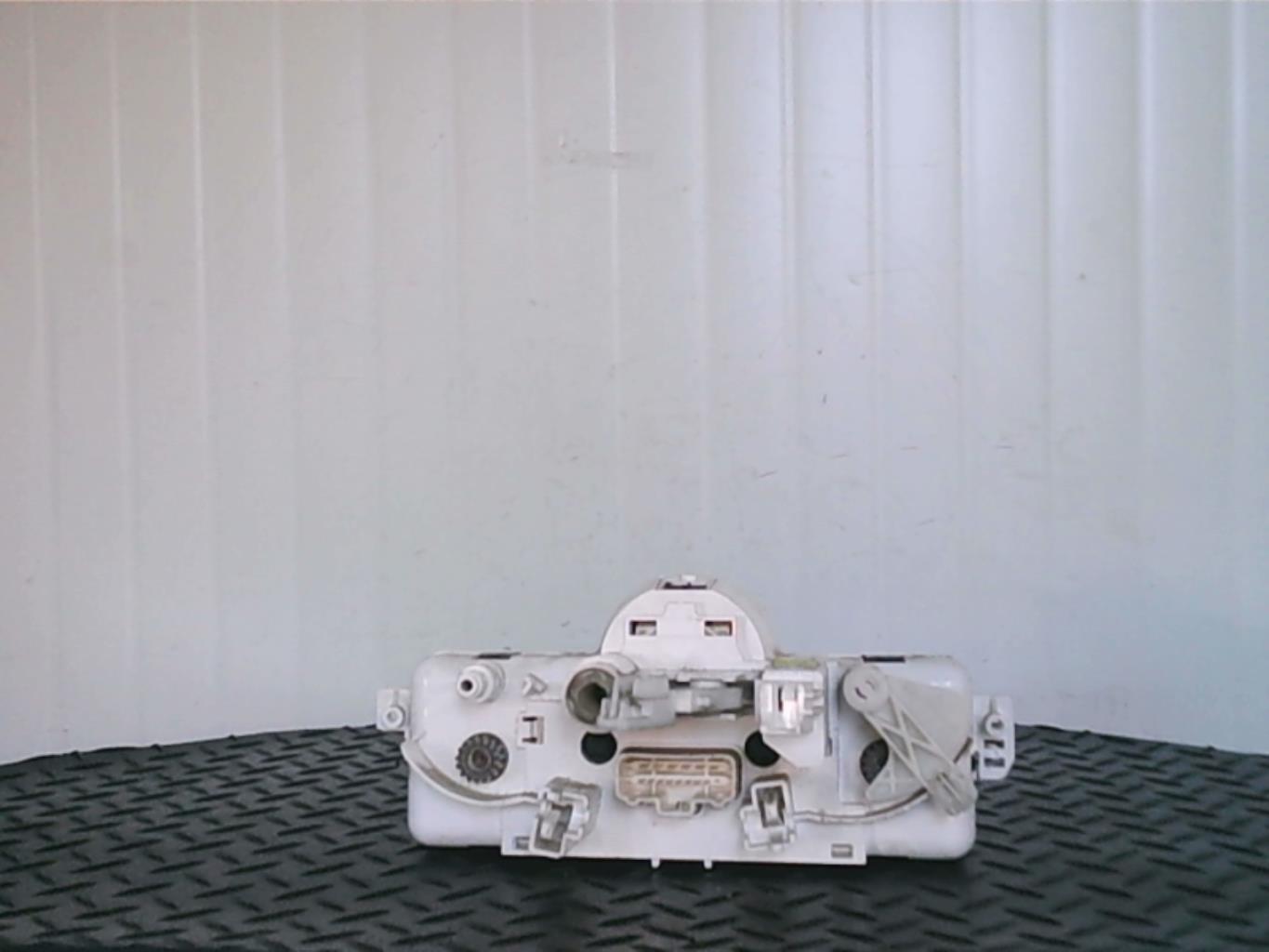 Commande chauffage RENAULT CLIO 3 PHASE 1 Diesel - 1
