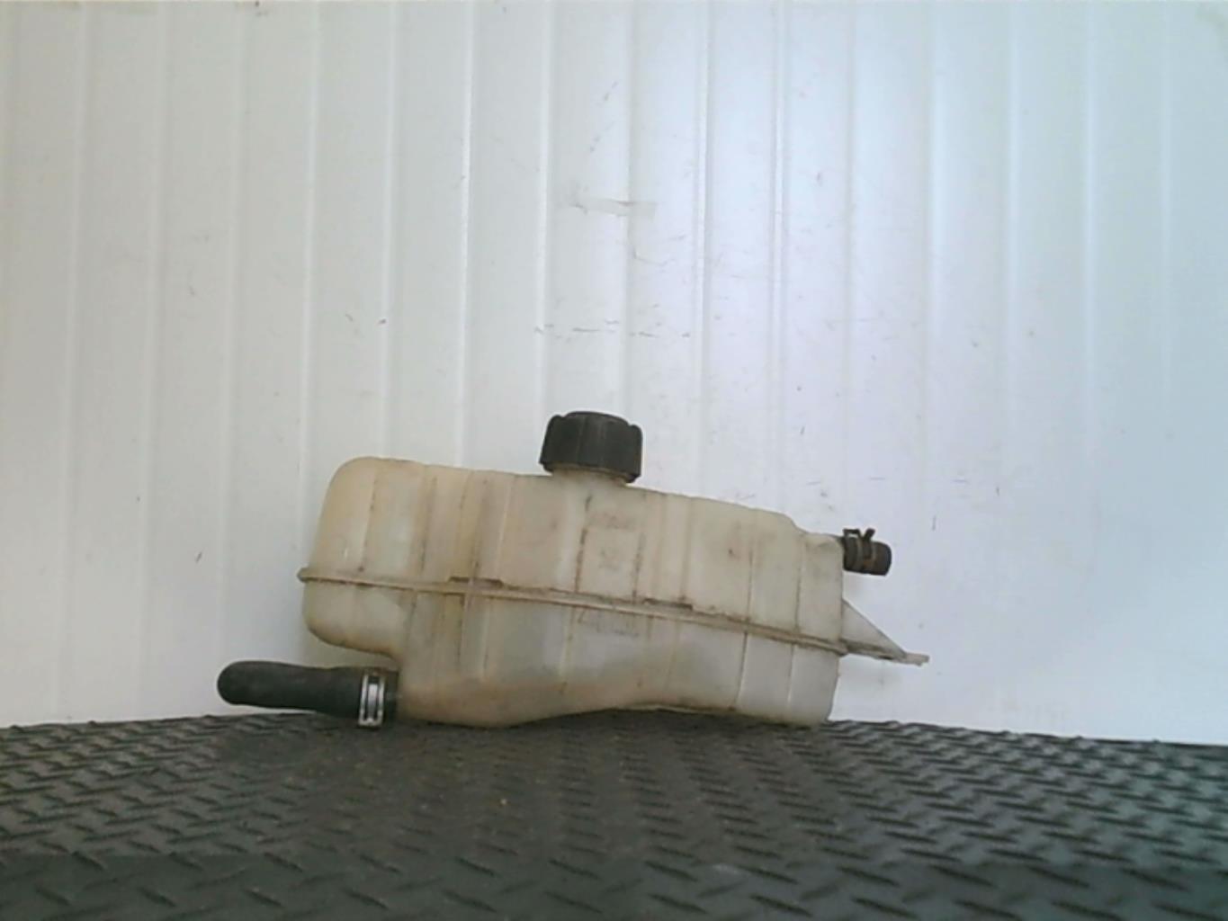 Vase d'expansion RENAULT CLIO 3 PHASE 1 Diesel - 1