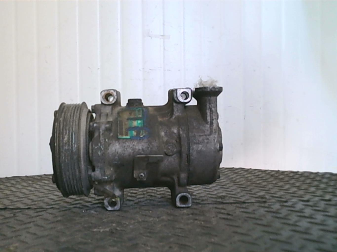Compresseur clim FORD FIESTA 5 PHASE 1 Diesel - 1