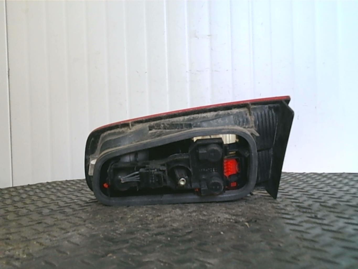 Feu arriere secondaire droit (feux) RENAULT LAGUNA 2 PHASE 1 Diesel - 1