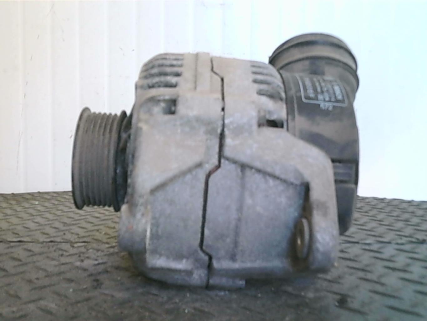 Alternateur AUDI A4 1 PHASE 1 Essence - 1