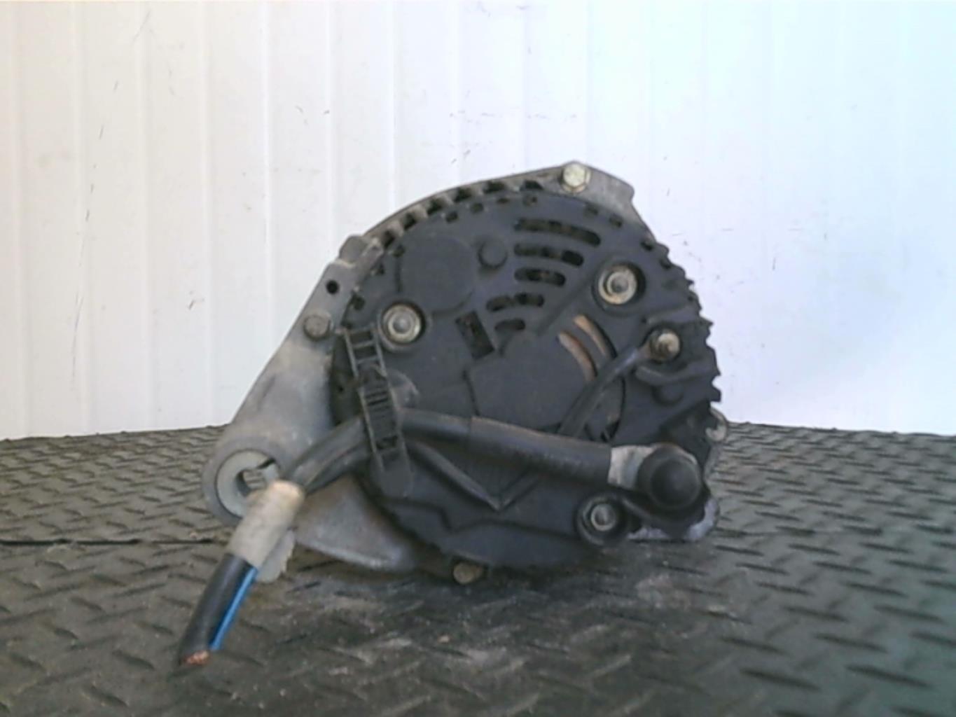 Alternateur AUDI A6 2 PHASE 1 Essence - 1