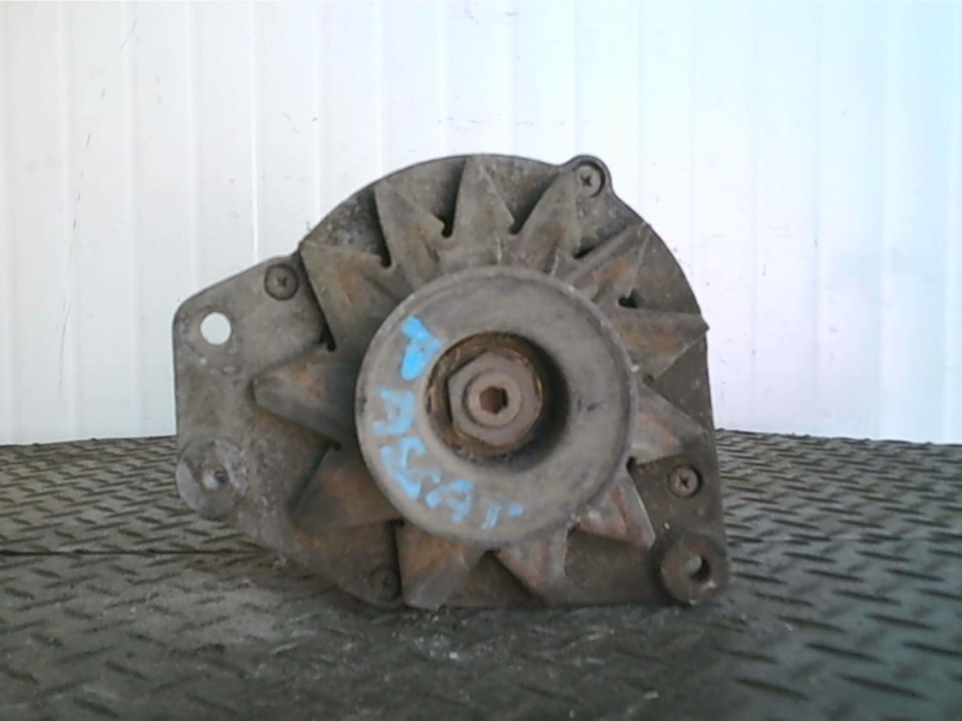 Alternateur VOLKSWAGEN PASSAT 3 PHASE 1 Diesel - 1