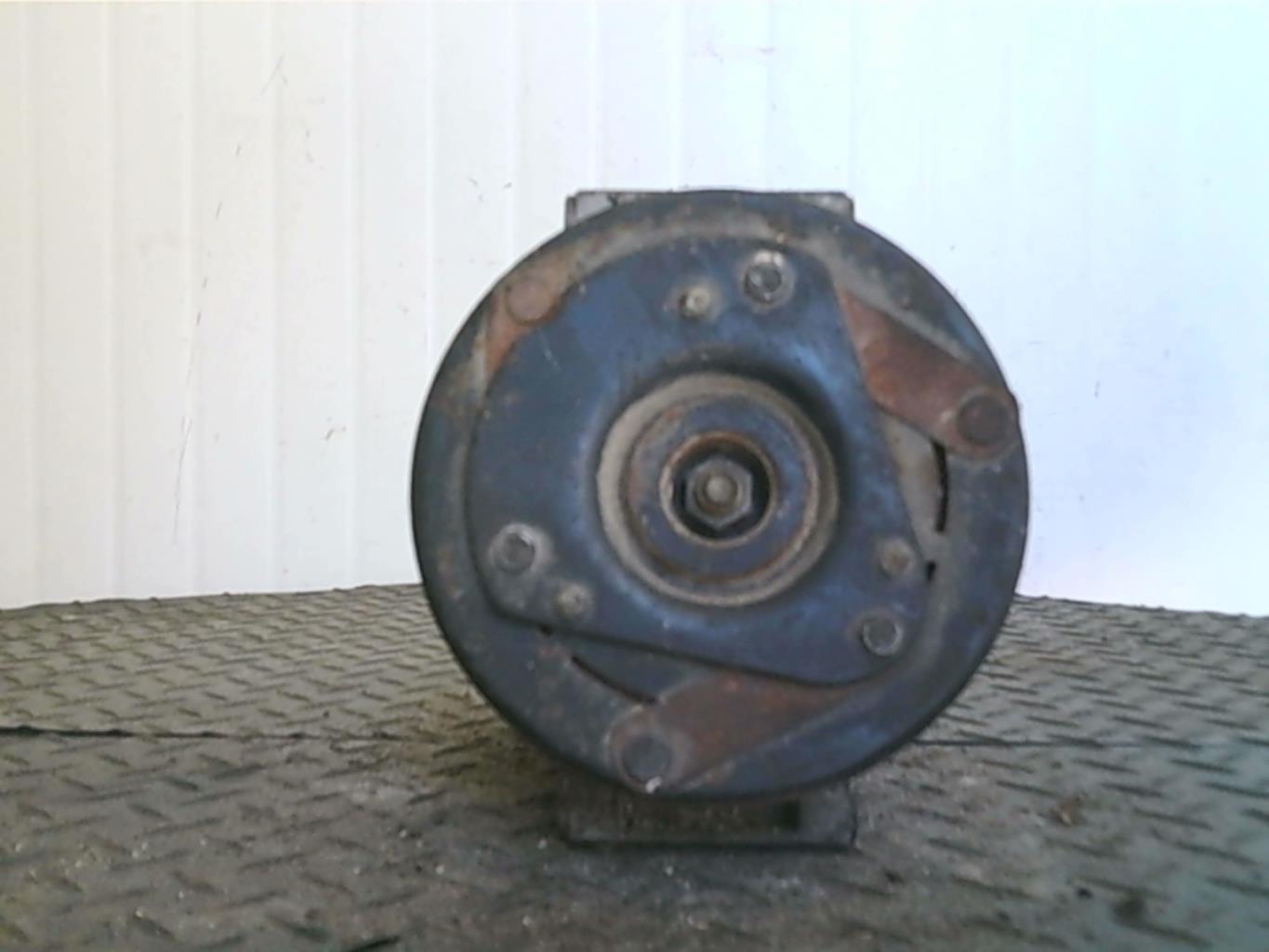 Compresseur clim OPEL VECTRA B PHASE 1 BREAK Essence - 1